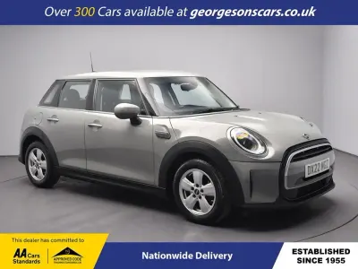 Begagnad Mini Cooper Classic 136 HK (100 kW) 2022 Grå Halvkombi