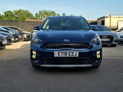 Używany Kia Niro 141 KM (103 kW) 2019 Niebieski SUV