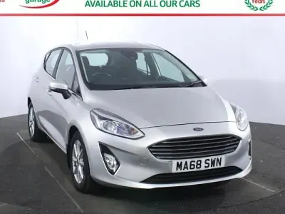 Used Ford Fiesta Zetec 101 HP (74 kW) 2018 Silver Hatchback