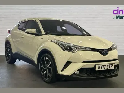 Used Toyota C-HR 122 HP (89 kW) 2017 White SUV