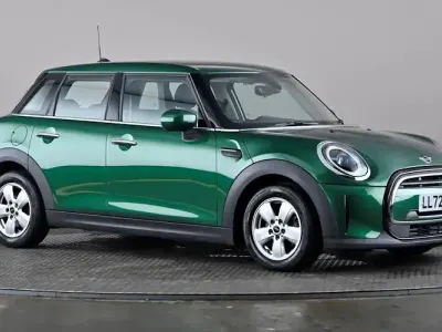 Used Mini Cooper Classic 136 HP (100 kW) 2022 Green Hatchback