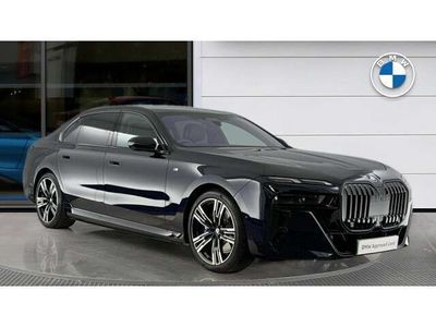 BMW i7