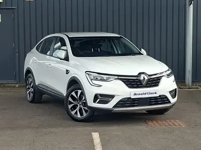 Used Renault Arkana Iconic 142 HP (104 kW) 2022 White SUV