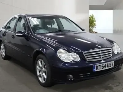 Used Mercedes C220 Classic 2004 Blue Sedan
