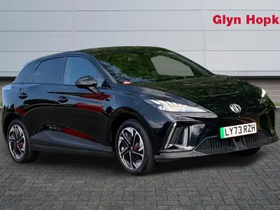 Usado MG MG4 EV Trophy 319 kW (435 CV) 2023 Negro Utilitario
