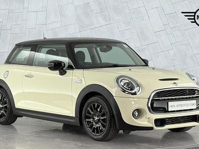 Used Mini Cooper S Classic 189 HP (139 kW) 2020 White Hatchback