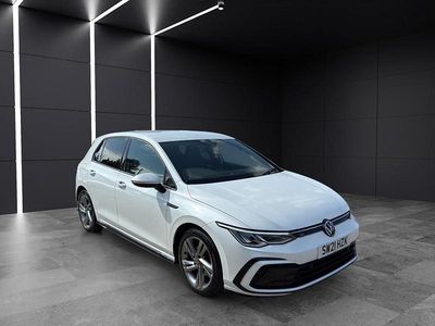 Used VW Golf VII R-line 130 HP (95 kW) 2021 White Hatchback