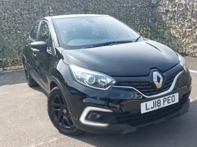 Used Renault Captur Dynamique 90 HP (66 kW) 2018 Black SUV