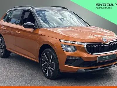 Used Skoda Kamiq Design Edition 85 HP (62 kW) 2026 Phoenix orange metallic black magic pearl effect SUV