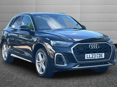 Used Audi Q5 S-Line 261 HP (191 kW) 2023 Mythos black SUV