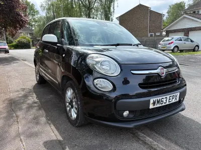 Gebraucht Fiat 500L Lounge 85 PS (62 kW) 2013 Schwarz Van / Kleinbus