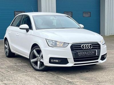 Used Audi A1 Sportback Sport 95 HP (69 kW) 2015 White Hatchback