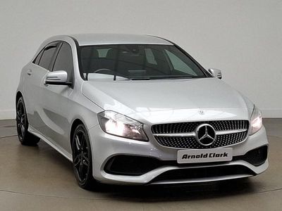 Usado Mercedes A200 AMG line 136 HP (100 kW) 2017 Prateado Citadino