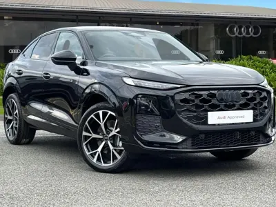 New Audi Q3 Advanced 272 HP (200 kW) 2025 Black SUV