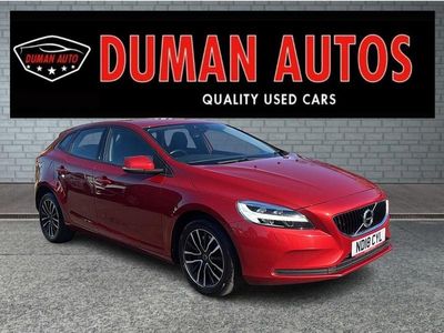 Usado Volvo V40 Momentum 122 HP (89 kW) 2018 Vermelho Citadino