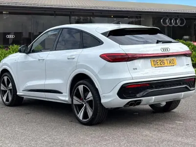 New Audi Q5 Comfort 204 HP (150 kW) 2026 White SUV