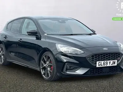 Used Ford Focus ST 280 HP (205 kW) 2019 Black Hatchback