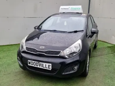 Used Kia Rio 75 HP (55 kW) 2012 Black Hatchback