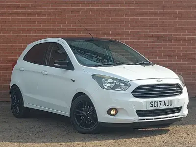 Used Ford Ka Plus Zetec 85 HP (62 kW) 2017 White Hatchback