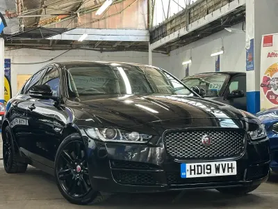 Used Jaguar XE Ingenium 200 HP (147 kW) 2019 Black Sedan