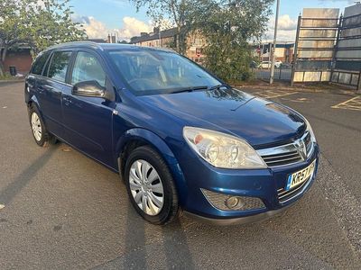 Used Vauxhall Astra Design Edition 120 HP (88 kW) 2007 Blue Estate