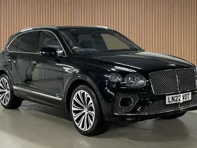 Used Bentley Bentayga 449 HP (330 kW) 2022 Black SUV