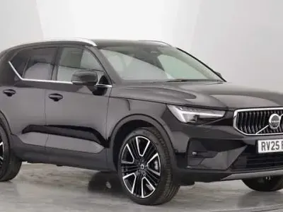 Usado Volvo XC40 Ultra 163 HP (119 kW) 2025 SUV