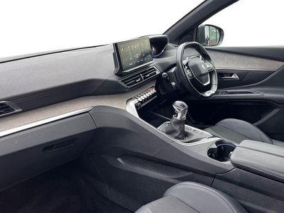 Used Peugeot 5008 GT-line 129 HP (94 kW) 2022 Grey SUV