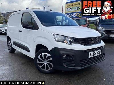 White Used 2019 Peugeot Partner MPV | £7,295 (Fair price)