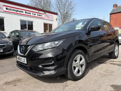 Used Nissan Qashqai Acenta Premium 115 HP (84 kW) 2019 Black SUV