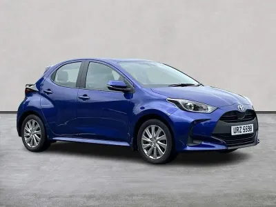 Used Toyota Yaris 116 HP (85 kW) 2023 Blue Hatchback