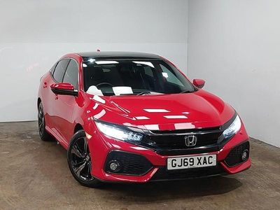 Begagnad Honda Civic EX 126 HK (92 kW) 2019 Röd Halvkombi
