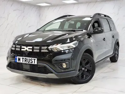 Used Dacia Jogger Extreme 110 HP (80 kW) 2023 Black MPV