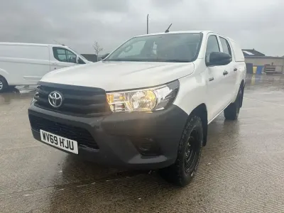 Używany Toyota HiLux Active 150 KM (110 kW) 2019 Biały Pickup