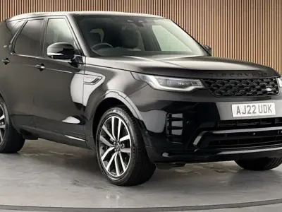 Used Land Rover Discovery 5 SE Dynamic 300 HP (220 kW) 2023 SUV