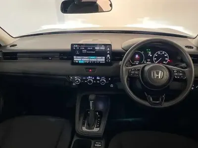 Używany Honda HR-V Elegance 131 KM (96 kW) 2023 Szary SUV