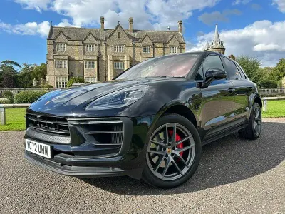 Used Porsche Macan 380 HP (279 kW) 2022 Black SUV