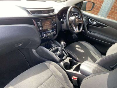 used Nissan Qashqai 1.3 DiG-T Acenta Premium 5dr