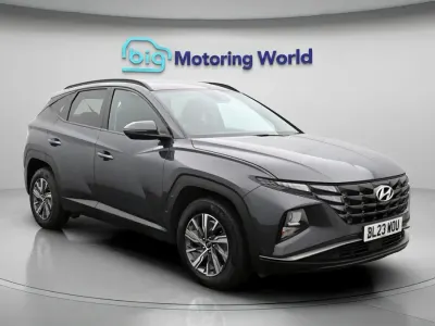 Usado Hyundai Tucson SE 230 HP (169 kW) 2023 Cinzento SUV
