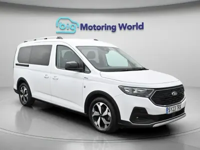 Used Ford Grand Tourneo Connect Active 122 HP (89 kW) 2023 White MPV