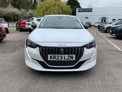 Second-hand Peugeot 208 Allure+ 99 CP (72 kW) 2023 Alb Hatchback