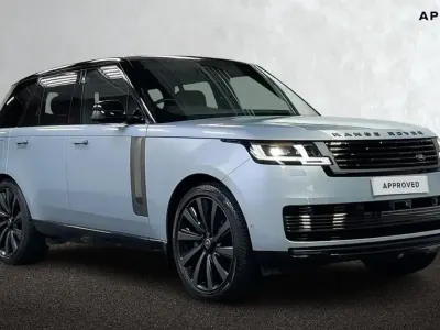 Używany Land Rover Range Rover S 615 KM (452 kW) 2024 Srebrny SUV