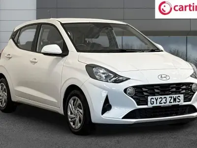 Used Hyundai i10 SE 67 HP (49 kW) 2022 White Hatchback