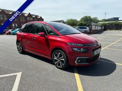 Used Citroën C4 Picasso Flair 2018 Red MPV