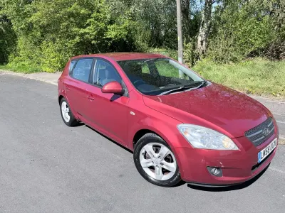 Usado Kia Ceed 2008 Vermelho Citadino
