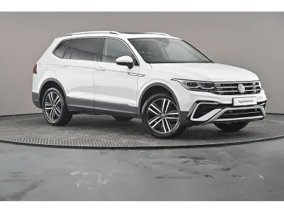 Used VW Tiguan Allspace Elegance 150 HP (110 kW) 2024 White SUV
