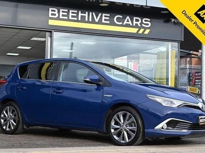 Used Toyota Auris 136 HP (100 kW) 2018 Blue Hatchback