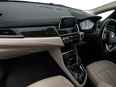 Used BMW 220 Luxury Line 2019 Red MPV