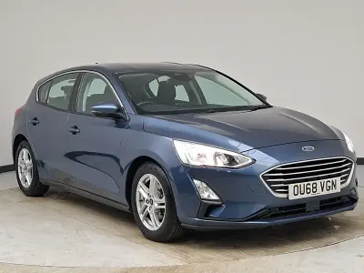Used Ford Focus Zetec 120 HP (88 kW) 2018 Blue Hatchback