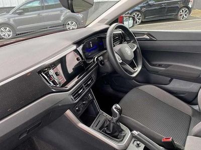 Used VW Polo Life 95 HP (69 kW) 2024 Red Hatchback
